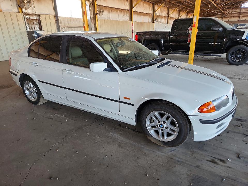 2000 BMW 3 series VIN WBAAM334XYFP73685 COPART salvage auction — SIDE, Az - Cert Of Title - Salvage, sold $575 on 2026-08-03 (photo 4)
