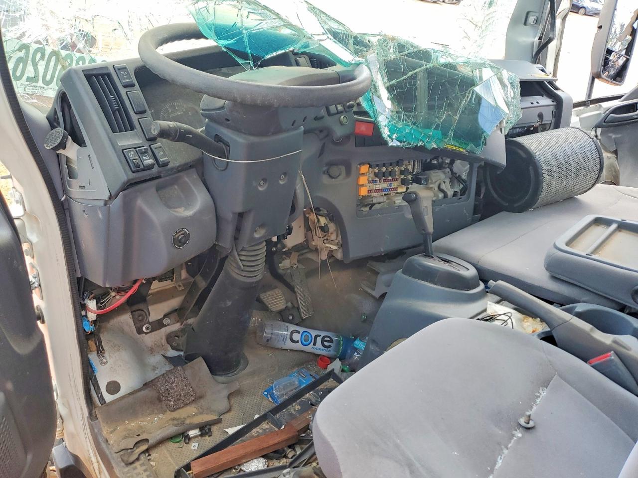 2020 Isuzu Npr VIN 54DB4W1B1LS801170 COPART salvage auction — Front End, OK - CERTIFICATE OF TITLE (P), sold $3,200 on 2026-09-11 (photo 8)