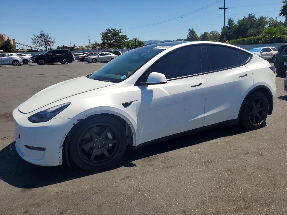 2021 Tesla Model y VIN 5YJYGAEE2MF189301 COPART salvage auction — FRONT END, Ca - Salvage Certificate, sold $90 on 2026-07-28 (photo 1)