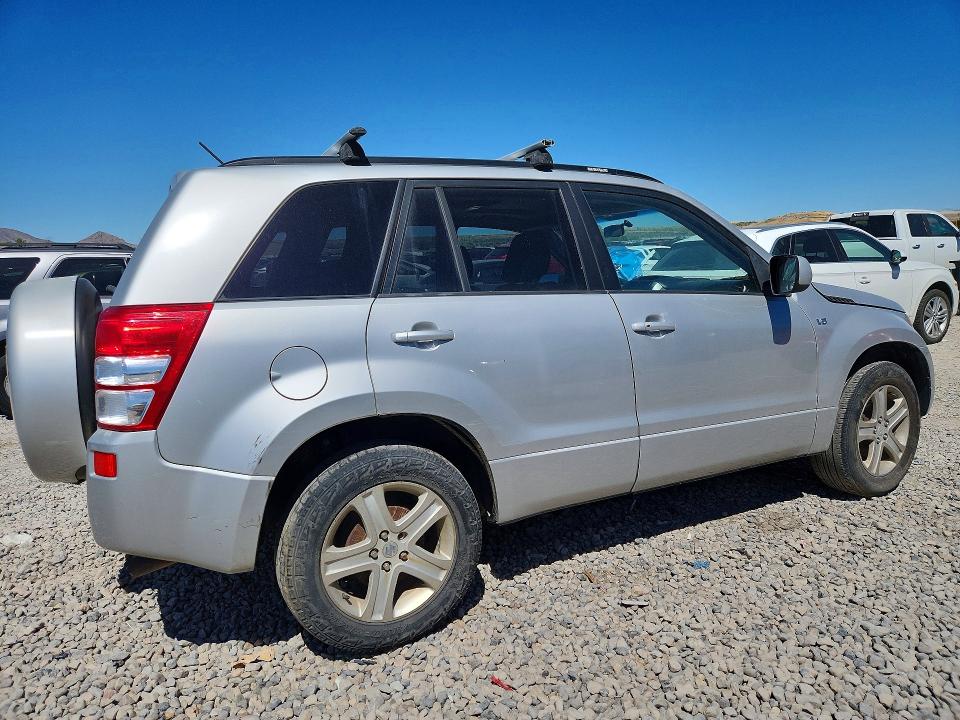 2006 Suzuki Grand vitara VIN JS3TD947664104167 COPART salvage auction — MINOR DENT/SCRATCHES, Ut - Certificate Of Title, sold $675 on 2026-07-11 (photo 3)