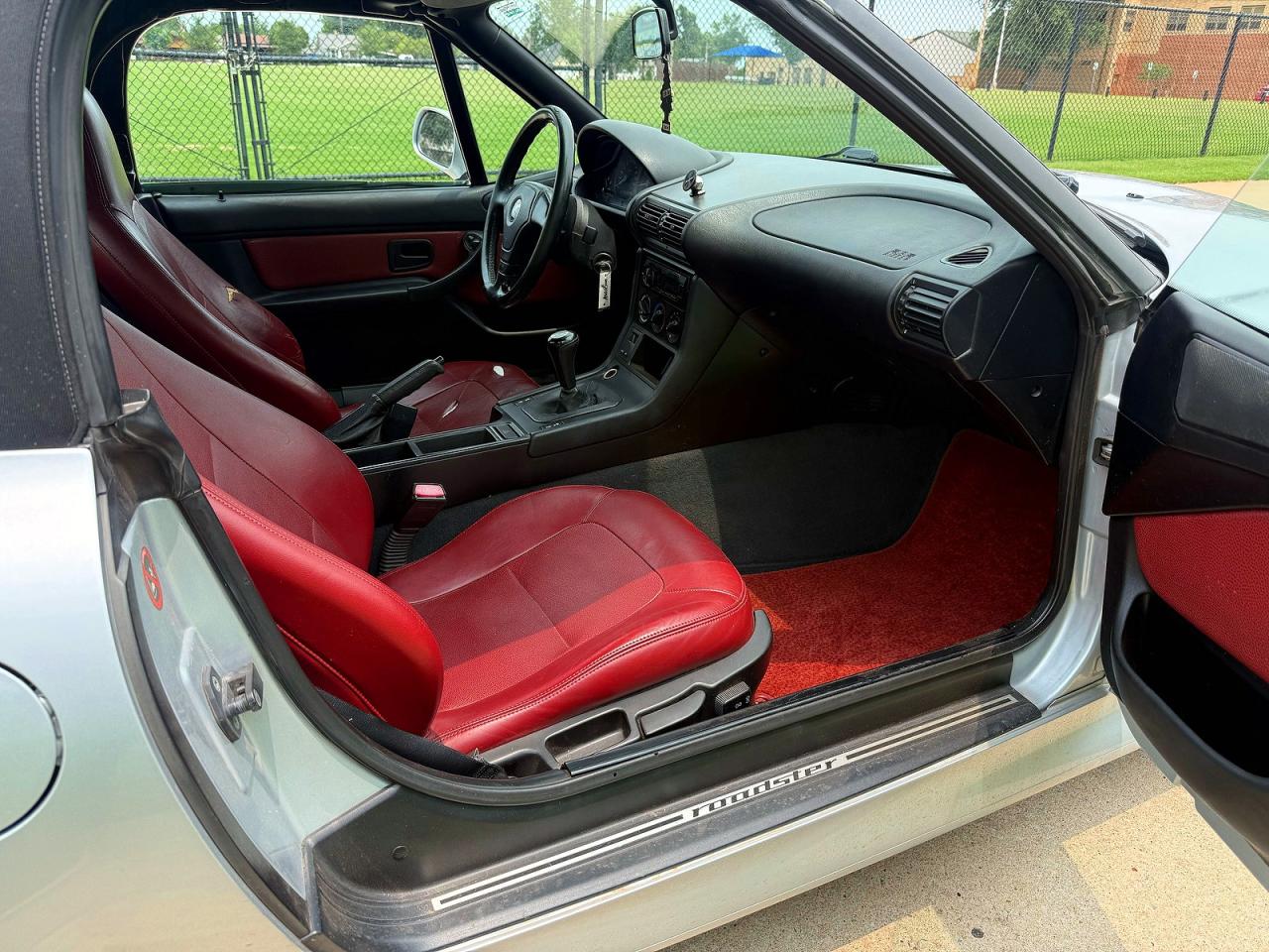 1997 BMW Z3 VIN WBACH71070LA33590 COPART salvage auction — Minor Dent/Scratches, OK - CERTIFICATE OF TITLE (P), sold $1,600 on 2026-06-30 (photo 5)