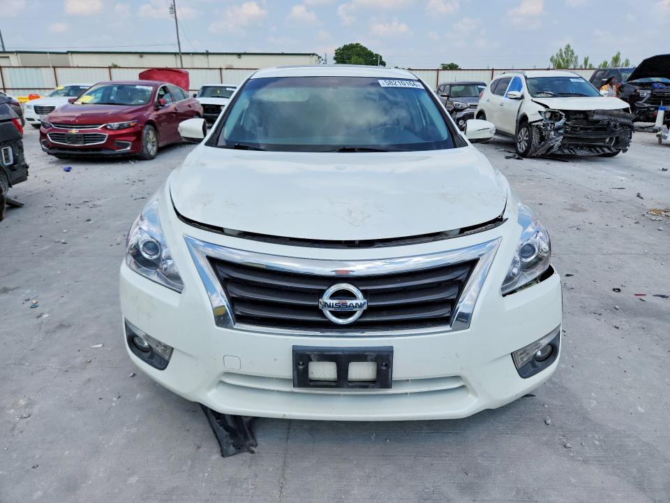 2013 Nissan Altima VIN 1N4AL3AP8DN438949 COPART salvage auction — SIDE, Tx - Salvage Vehicle Title, sold $1,400 on 2026-07-02 (photo 5)
