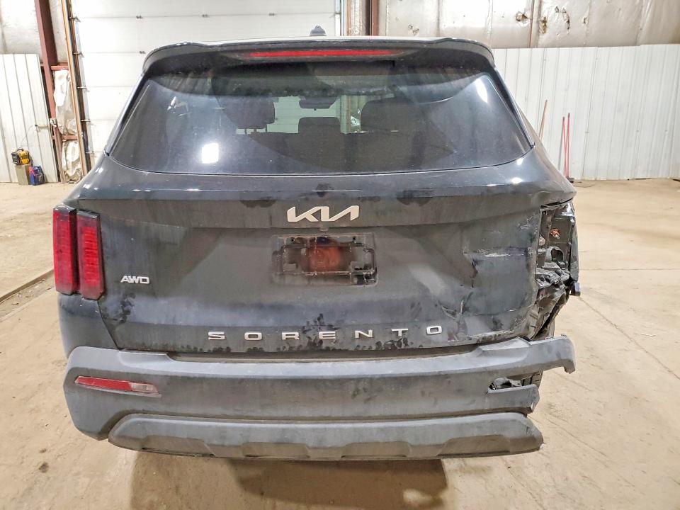 2022 Kia Sorento VIN 5XYRGDLC3NG121803 COPART salvage auction — REAR END, Ak - Bill Of Sale- Salvage, sold $600 on 2026-07-28 (photo 6)