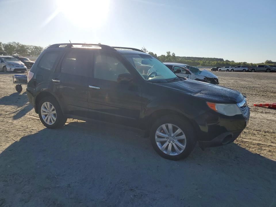 2012 Subaru Forester VIN JF2SHBDC8CH409730 COPART salvage auction — BURN, Sc - Cert Of Title-Salvage, sold $750 on 2026-07-20 (photo 4)