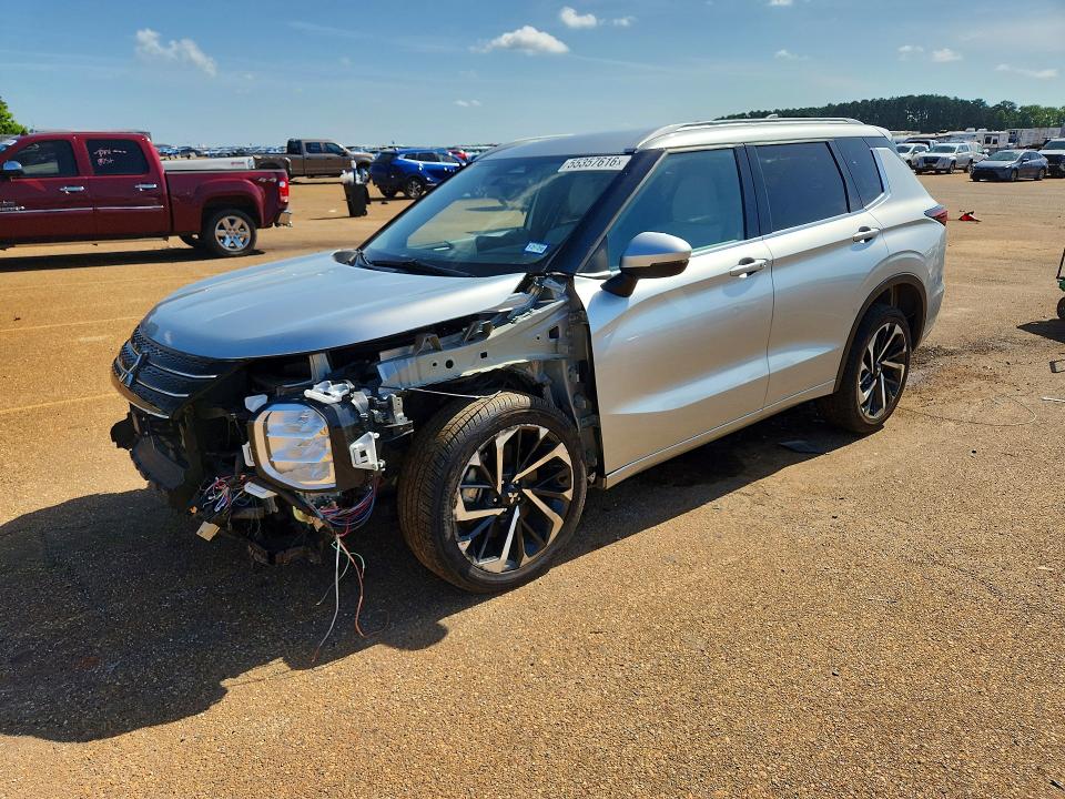 2024 Mitsubishi Outlander VIN JA4J3WA87RZ032062 COPART salvage auction — FRONT END, TX - SALVAGE VEHICLE TITLE (P), sold $7,600 on 2026-07-20 (photo 1)