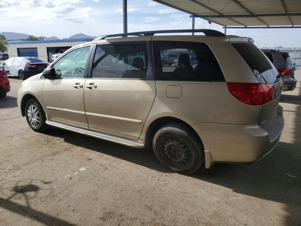 2006 Toyota Sienna VIN 5TDZA23CX6S539897 COPART salvage auction — SIDE, Tx - Salvage Vehicle Title, sold $950 on 2026-07-24 (photo 2)