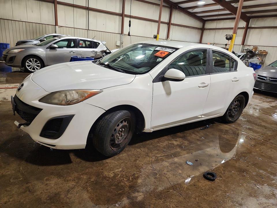 2011 Mazda 3 VIN JM1BL1UG0B1493978 COPART salvage auction — FRONT END, PA - CERTIFICATE OF SALVAGE, sold $400 on 2026-07-17 (photo 1)