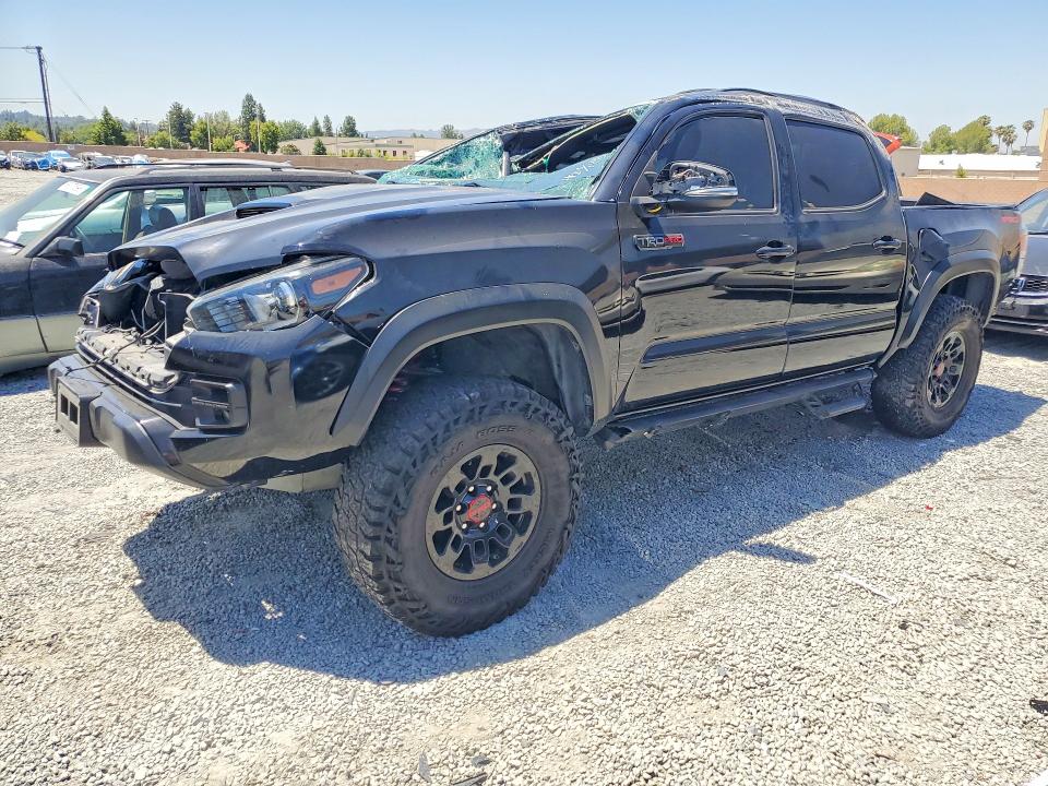 2019 Toyota Tacoma VIN 5TFCZ5AN2KX207929 COPART salvage auction — ROLLOVER, CA - SALVAGE CERTIFICATE, sold $5,900 on 2026-07-22 (photo 1)