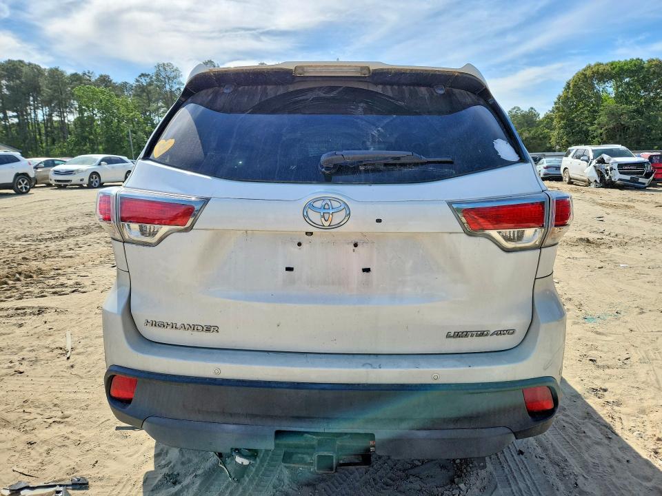 2015 Toyota VIN 5TDDKRFH3FS199547 COPART salvage auction — FRONT END, De - Salvage Certificate, sold $1,050 on 2026-07-21 (photo 6)