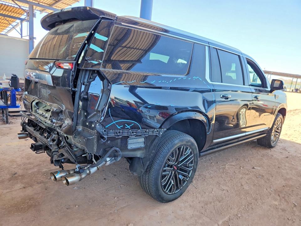 2023 Gmc Yukon VIN 1GKS2JKL3PR560816 COPART salvage auction — FRAME DAMAGE, Az - Cert Of Title- Non Repair, sold $22,600 on 2026-07-02 (photo 3)