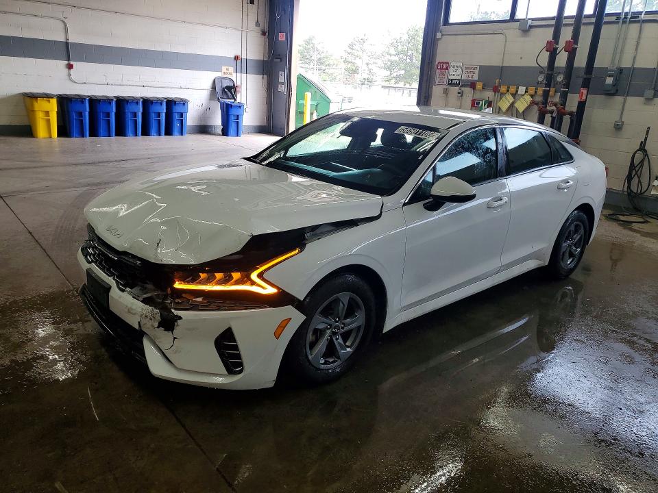 2023 Kia K5 VIN 5XXG14J20PG218273 COPART salvage auction — FRONT END, Il - Salvage Certificate, sold $4,300 on 2026-07-22 (photo 1)