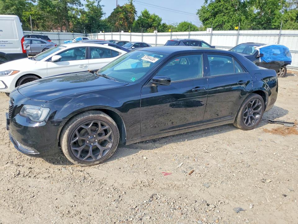 2020 Chrysler VIN 2C3CCAAGXLH120379 — COPART salvage auction photo