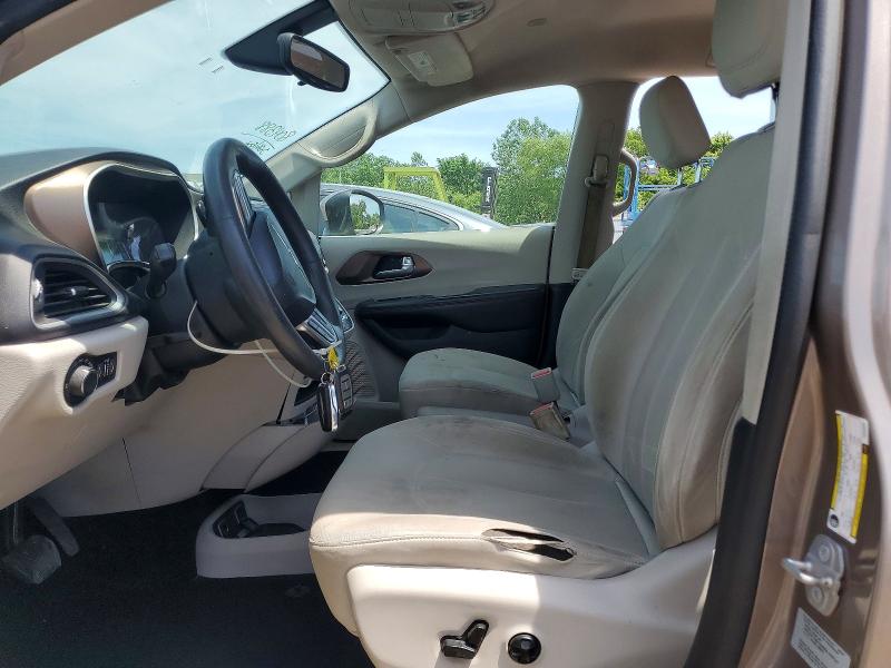 2017 Chrysler Pacifica VIN 2C4RC1DG1HR535836 COPART salvage auction — REAR END, Ia - Cert Of Title-Salvage Title, sold $2,000 on 2026-07-24 (photo 7)