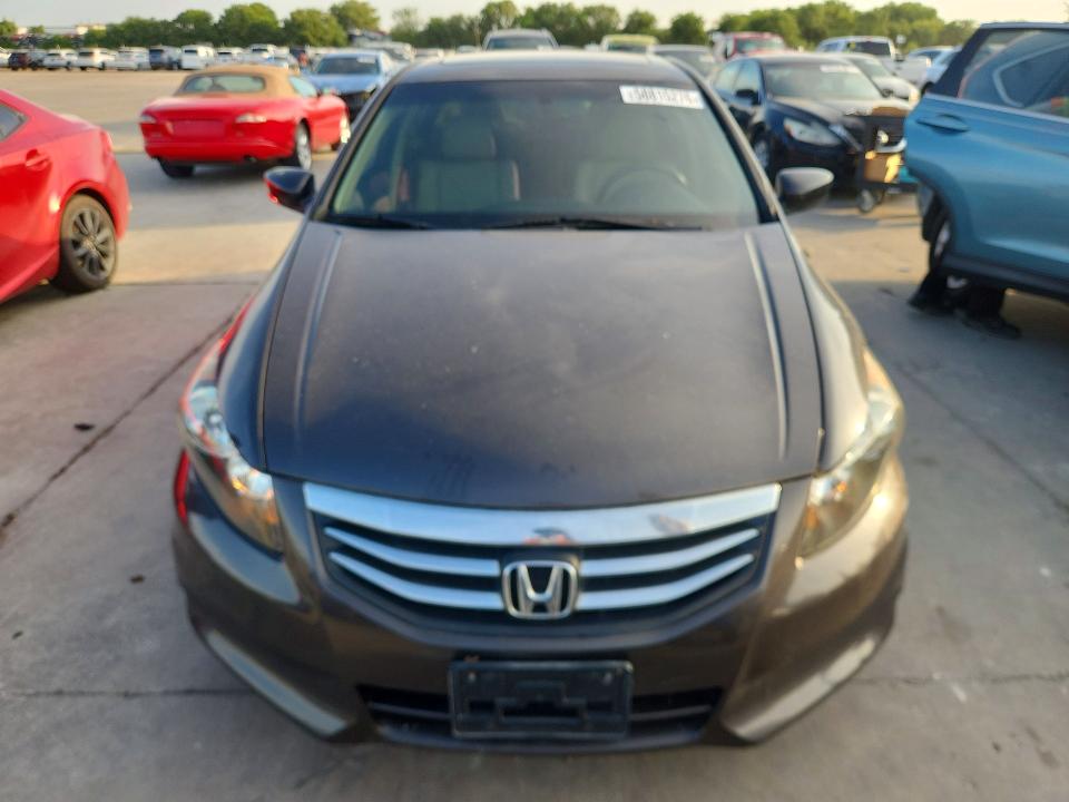 2011 Honda Accord VIN 1HGCP2F89BA071424 COPART salvage auction — FRONT END, Tx - Nonrepairable Title, sold $900 on 2026-07-02 (photo 5)