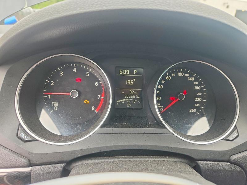 2015 Volkswagen Jetta VIN 3VWD07AJ7FM284988 COPART salvage auction — FRONT END, On - Permit No Brand - Unfit, sold $200 on 2026-07-02 (photo 9)