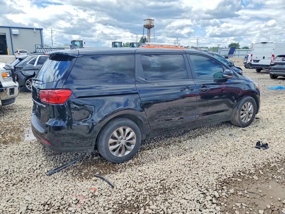 2020 Kia VIN KNDMB5C11L6587923 COPART salvage auction — MINOR DENT/SCRATCHES, In - Certificate Of Title (P), sold $3,400 on 2026-07-29 (photo 3)
