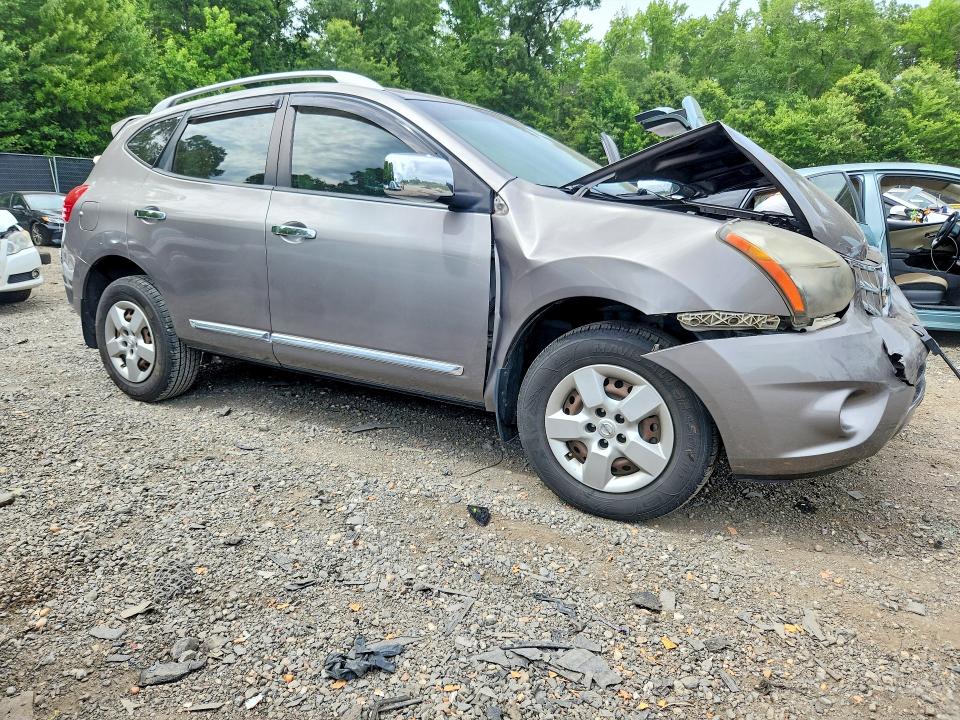 2014 Nissan Rogue VIN JN8AS5MV0EW716875 COPART salvage auction — FRONT END, Md - Cert Of Salvage > 75% Damage, sold $375 on 2026-07-17 (photo 4)