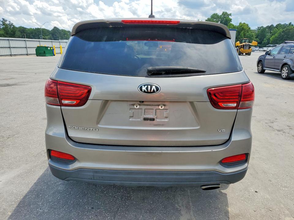 2019 Kia Sorento VIN 5XYPG4A5XKG488995 COPART salvage auction — REAR END, Mt - Dealer Only Clean Title (P), sold $2,800 on 2026-07-30 (photo 6)