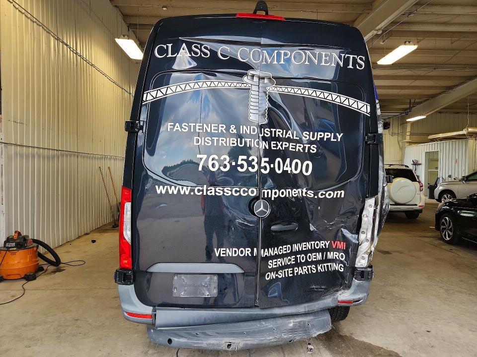 2023 Mercedes-benz VIN W1Y40BHYXPT124630 COPART salvage auction — REAR END, MN - CERT OF TITLE-SALVAGE, sold $6,900 on 2026-07-29 (photo 6)