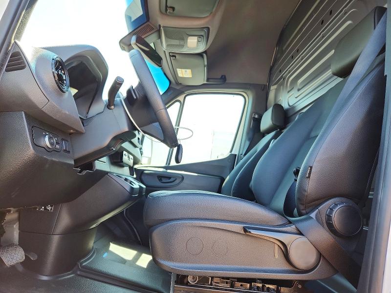 2026 Mercedes-benz VIN W1Y4KCHYXTT603592 COPART salvage auction — FRONT END, Az - Cert Of Title - Salvage, sold $18,400 on 2026-07-22 (photo 7)