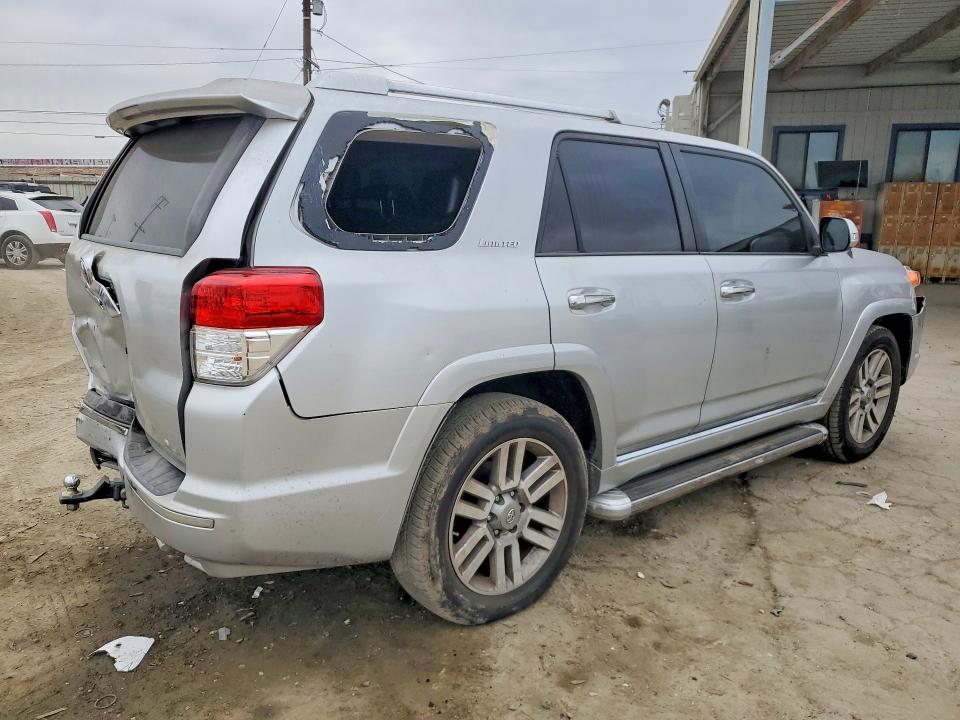 2010 Toyota 4runner VIN JTEZU5JR1A5003057 COPART salvage auction — REAR END, CA - SALVAGE CERTIFICATE, sold $6,100 on 2026-07-30 (photo 3)