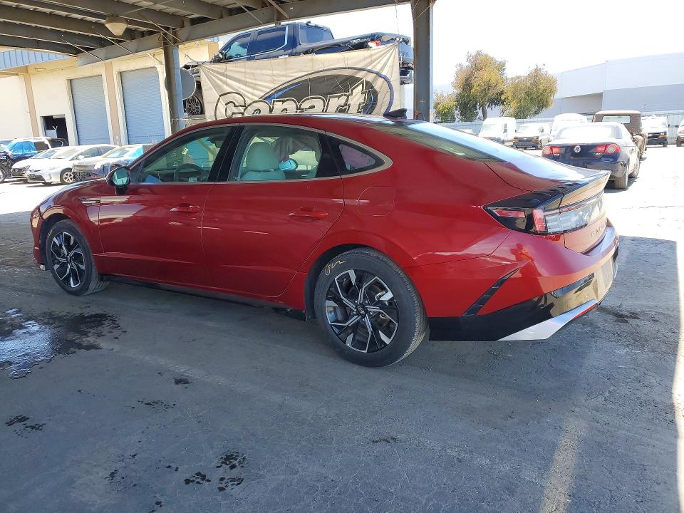 2025 Hyundai Sonata VIN KMHL64JA1SA467981 COPART salvage auction — FRONT END, AZ - CERT OF TITLE- NON REPAIR, sold $6,300 on 2026-07-13 (photo 2)