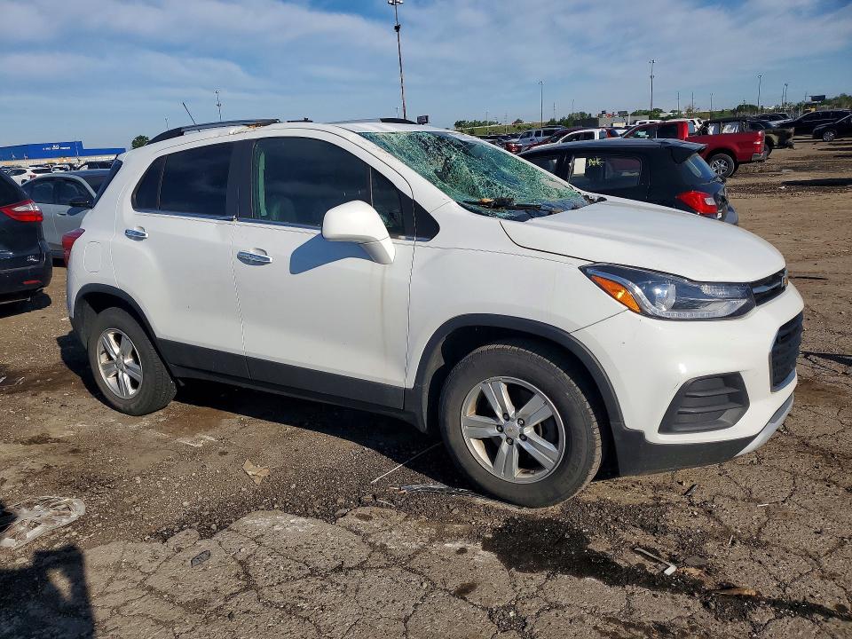 2018 Chevrolet Trax VIN KL7CJPSB4JB704335 COPART salvage auction — ROOF, MI - CERTIFICATE OF TITLE, sold $2,400 on 2026-07-10 (photo 4)