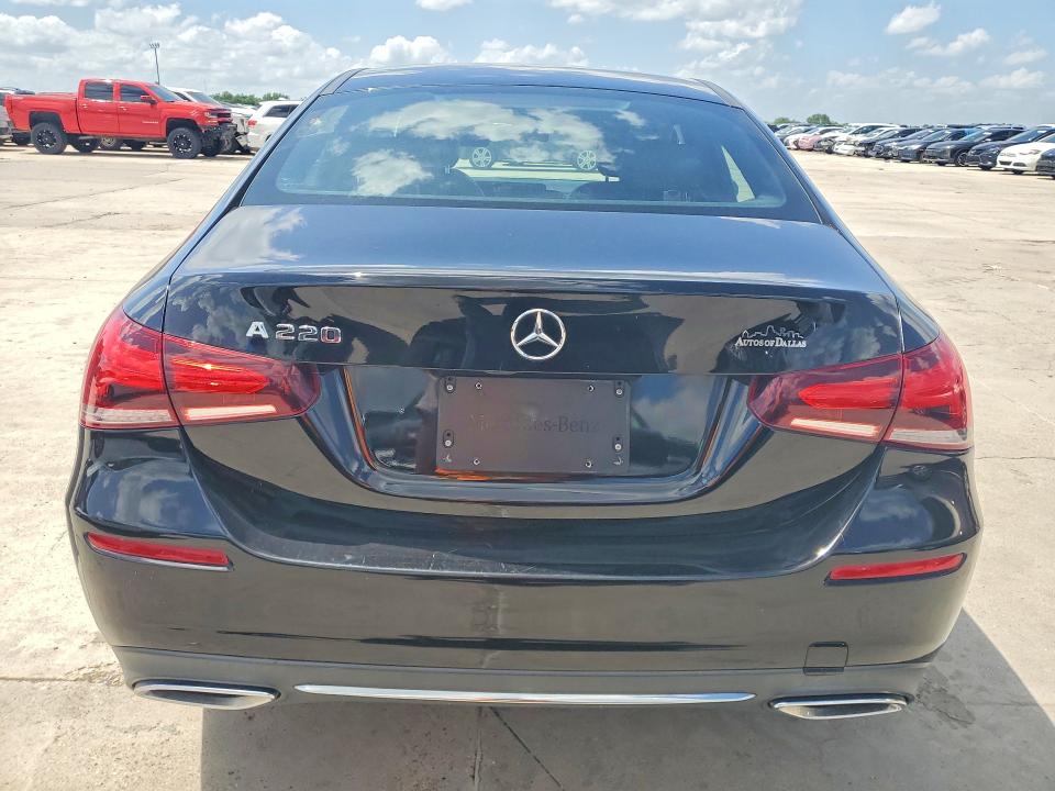 2020 Mercedes-benz VIN W1K3G4EB8LW044958 COPART salvage auction — MINOR DENT/SCRATCHES, Tx - Certificate Of Title, sold $9,200 on 2026-07-27 (photo 6)