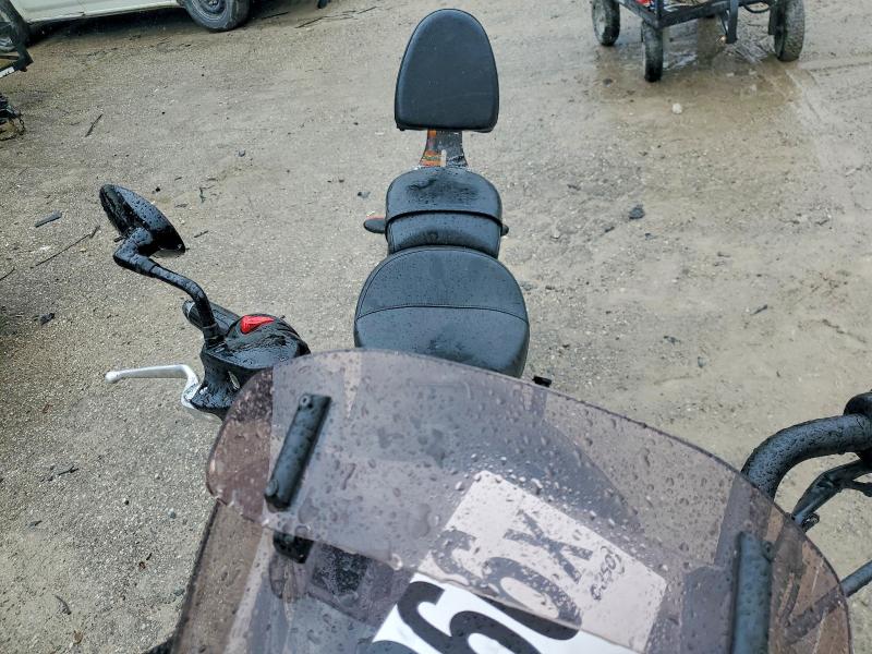 2012 Victory Vegas VIN 5VPGA36N2C3007116 COPART salvage auction — SIDE, In - Cert Of Title-Salvage Title, sold $1,300 on 2026-07-30 (photo 5)