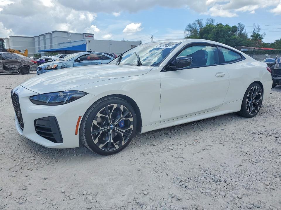 2025 BMW 4er VIN WBA43DA01SCU13803 COPART salvage auction — SIDE, Fl - Cert Of Title Slvg Rebuildable, sold $21,200 on 2026-08-11 (photo 1)