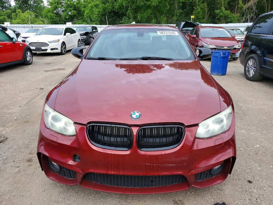 2011 BMW 3er VIN WBAKF9C59BE672175 COPART salvage auction — SIDE, On - Permit No Brand - Unfit, sold $2,650 on 2026-07-09 (photo 5)