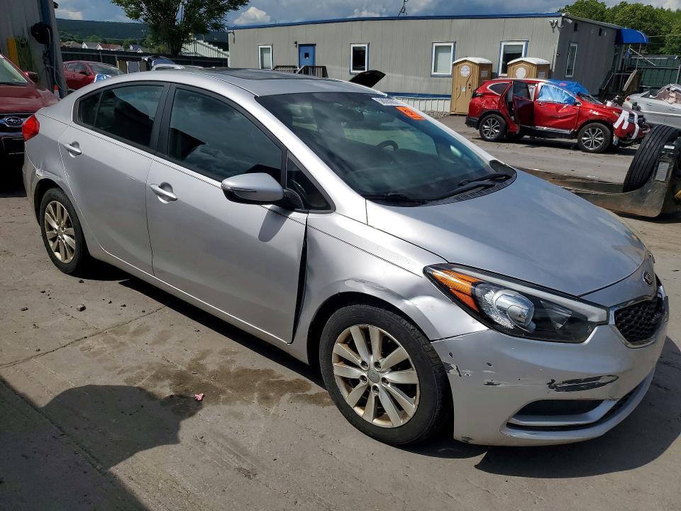2014 Kia Forte VIN KNAFX4A68E5165074 COPART salvage auction — FRONT END, Mt - Certificate Of Title, sold $1,350 on 2026-07-15 (photo 4)