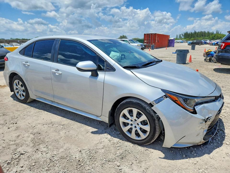 2026 Toyota Corolla VIN 5YFB4MDE6TP383253 COPART salvage auction — FRONT END, FL - CERT OF TITLE SLVG REBUILDABLE, sold $4,700 on 2026-07-29 (photo 4)
