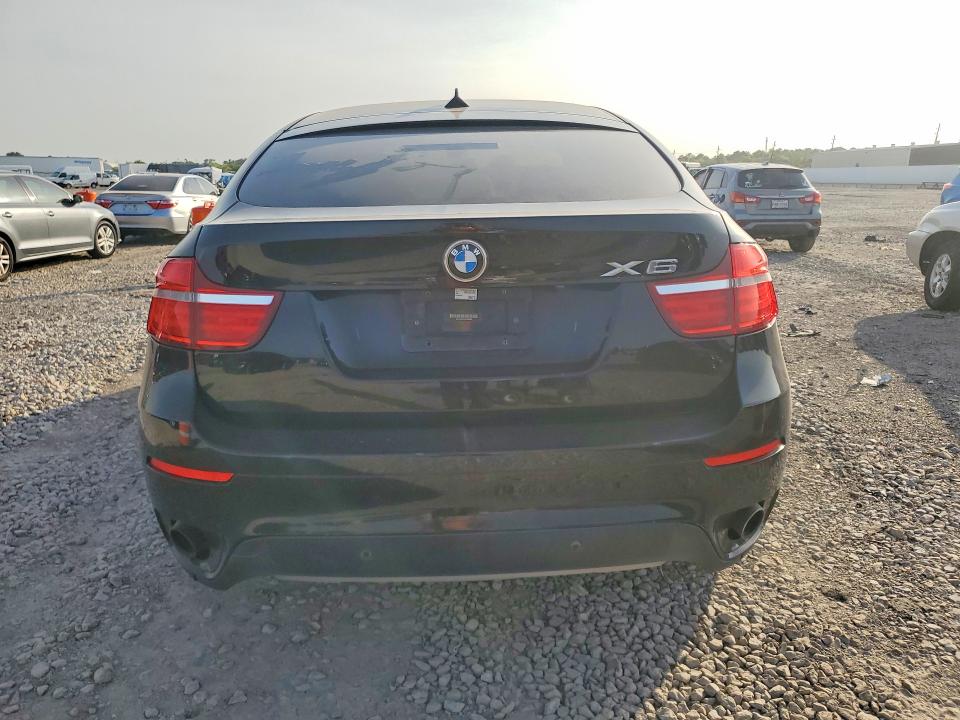 2014 BMW X6 VIN 5UXFG2C57E0H09882 COPART salvage auction — MINOR DENT/SCRATCHES, TX - CERTIFICATE OF TITLE (P), sold $2,600 on 2026-07-27 (photo 6)
