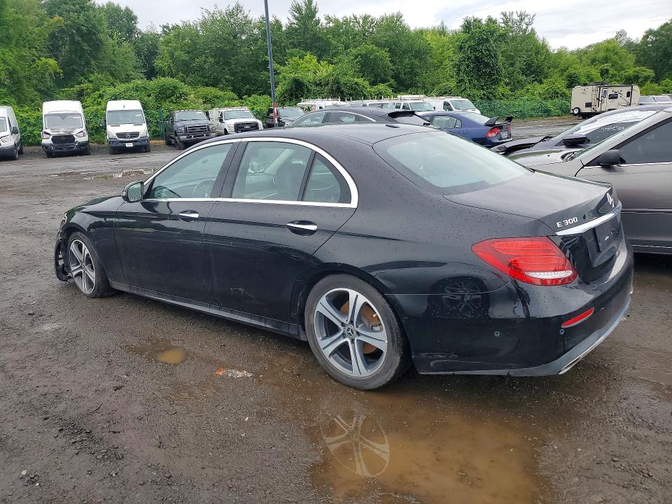 2018 Mercedes-benz E-klasse VIN WDDZF4JB5JA382640 COPART salvage auction — UNDERCARRIAGE, Tx - Certificate Of Title (P), sold $9,100 on 2026-07-23 (photo 2)