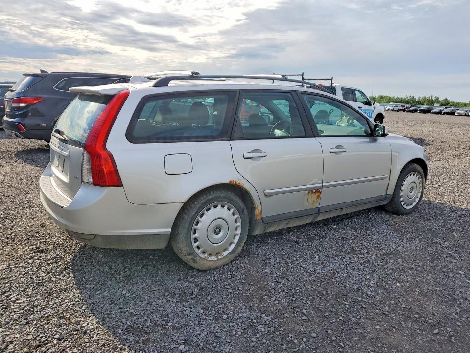 2009 Volvo V50 VIN YV1MW382292453426 COPART salvage auction — MECHANICAL, ON - PERMIT NO BRAND - UNFIT, sold $225 on 2026-07-02 (photo 3)