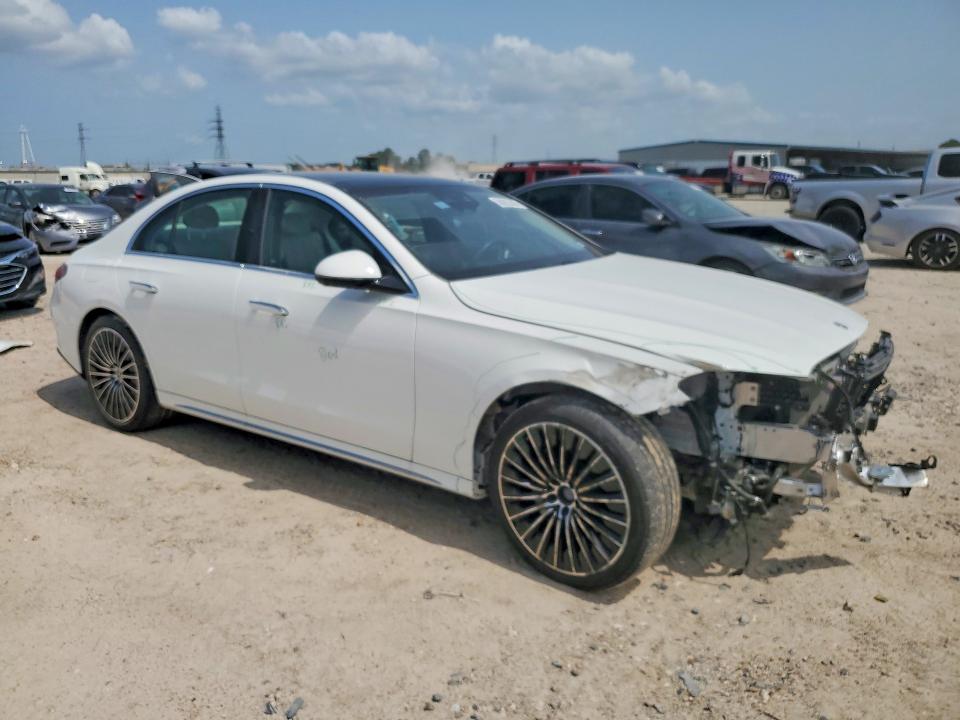 2024 Mercedes-benz VIN W1KLF4HB7RA008232 COPART salvage auction — FRONT END, Tx - Salvage Vehicle Title, sold $30,000 on 2026-07-31 (photo 4)