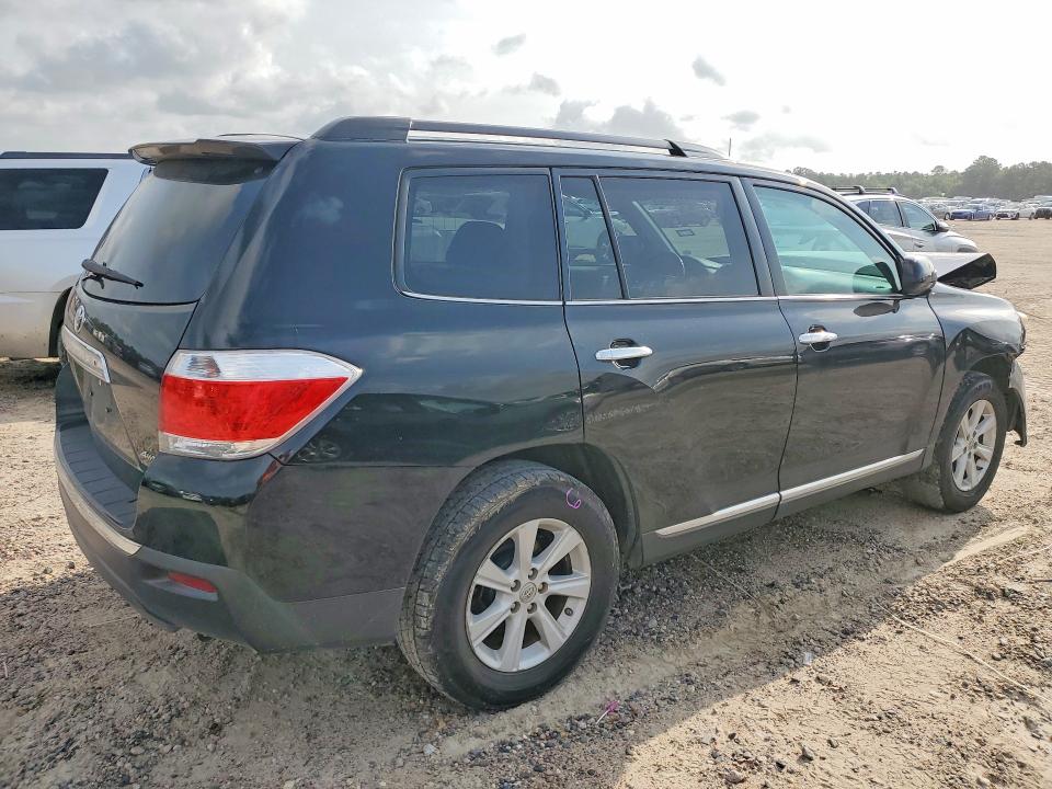 2013 Toyota Highlander VIN 5TDBK3EH2DS226966 COPART salvage auction — FRONT END, Tx - Salvage Vehicle Title, sold $5,300 on 2026-07-10 (photo 3)