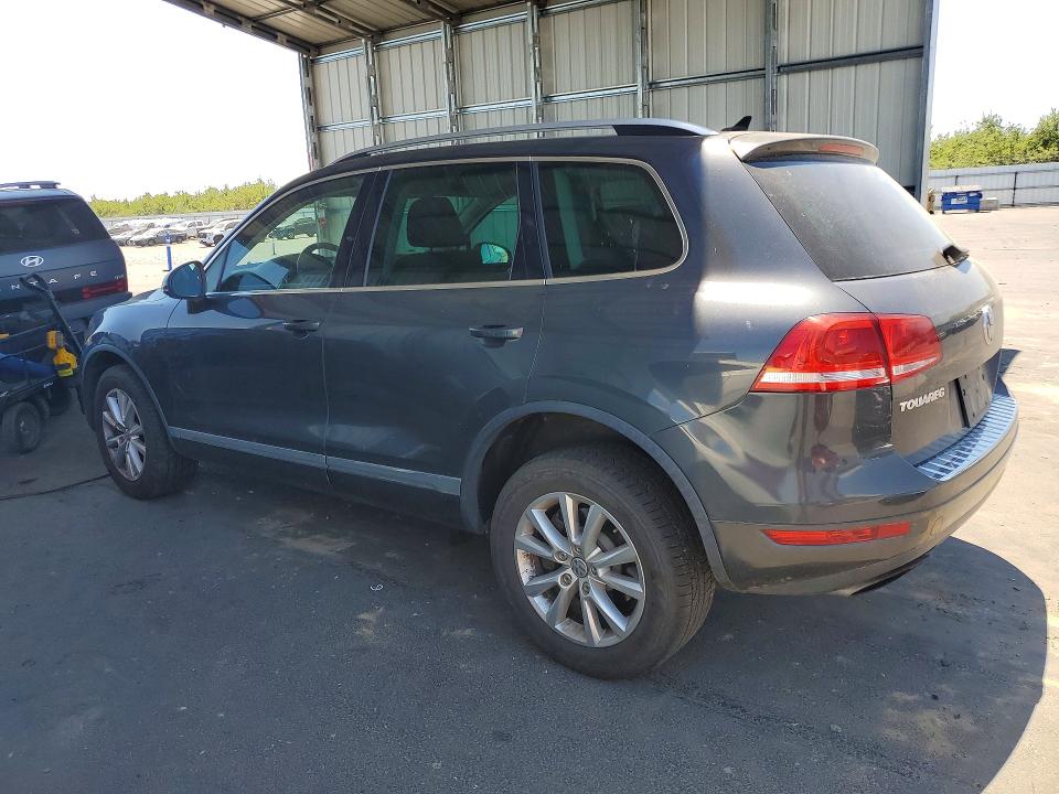 2013 Volkswagen Touareg VIN WVGEF9BP4DD008275 COPART salvage auction — FRONT END, CA - SALVAGE CERTIFICATE, sold $1,300 on 2026-08-17 (photo 2)