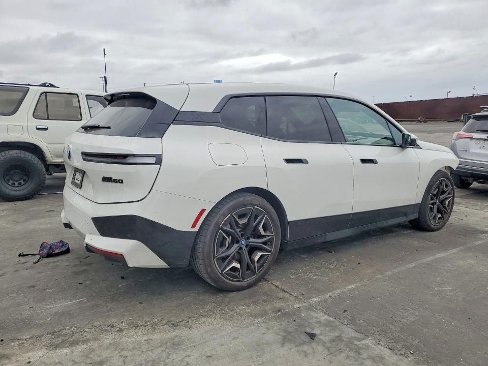 2023 BMW Ix VIN WB533CF03PCM64126 COPART salvage auction — FRONT END, Ca - Salvage Certificate, sold $32,000 on 2026-08-14 (photo 3)
