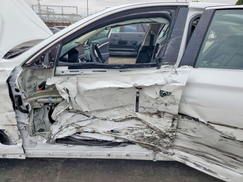 2025 Genesis G70 VIN KMTG34SC4SU150193 COPART salvage auction — MECHANICAL, Ca - Salvage Certificate, sold $7,300 on 2026-07-15 (photo 7)