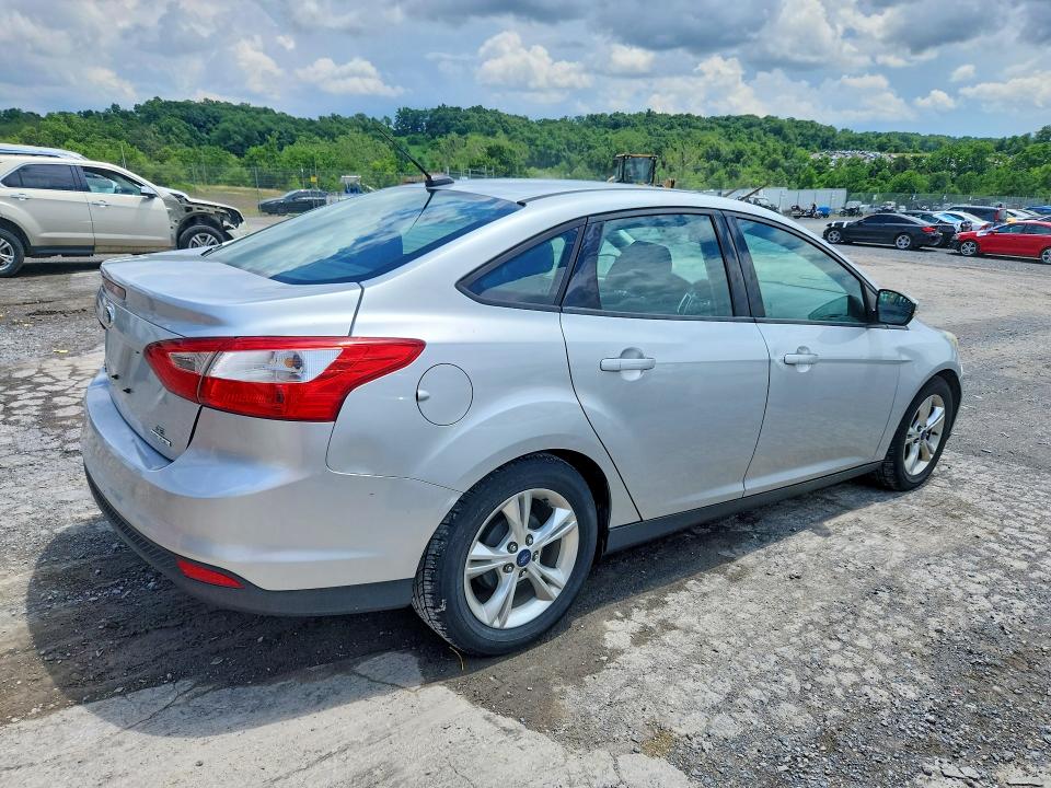 2014 Ford Focus VIN 1FADP3F26EL173346 COPART salvage auction — SIDE, PA - CERTIFICATE OF SALVAGE, sold $375 on 2026-07-02 (photo 3)