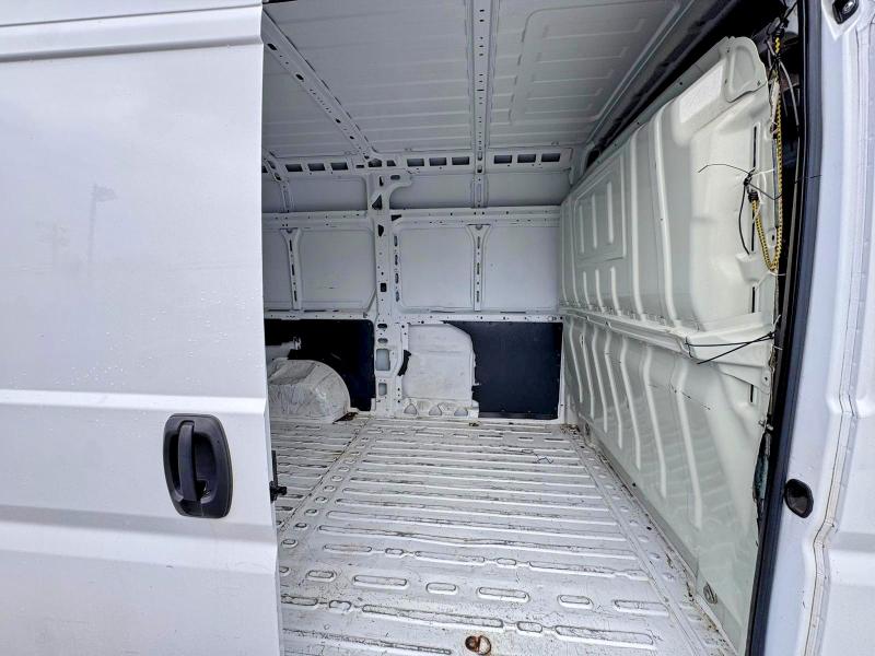 2019 Ram Promaster 3500 VIN 3C6URVJG8KE558681 COPART salvage auction — NORMAL WEAR, Va - Certificate Of Title (P), sold $6,500 on 2026-07-31 (photo 6)