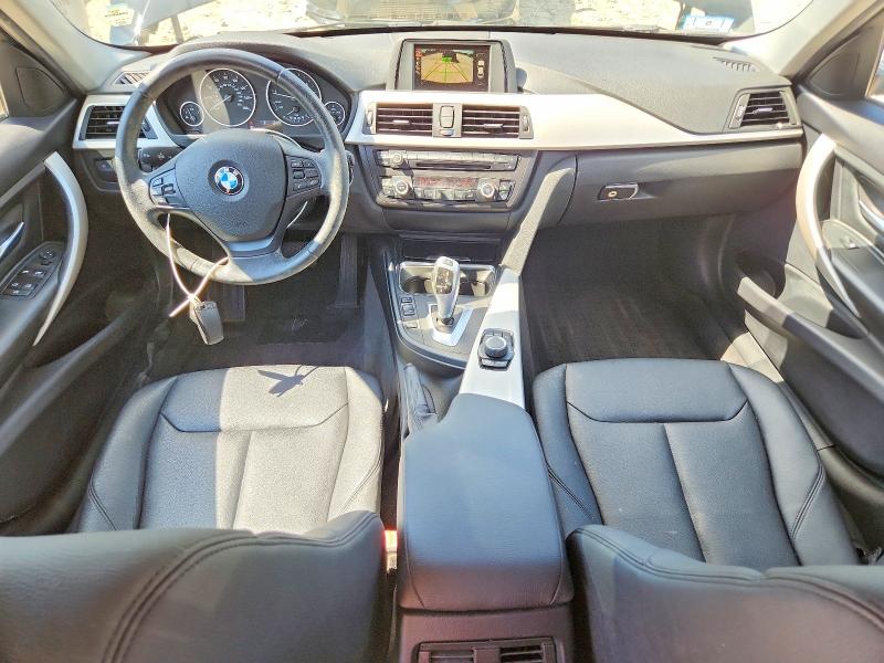2015 BMW 3er VIN WBA3C3C53FP664111 COPART salvage auction — FRONT END, Ma - Cert Of Title-Reconstrctd Coll, sold $3,050 on 2026-08-03 (photo 8)