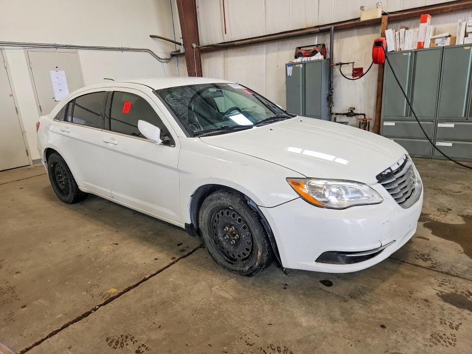 2013 Chrysler 200 VIN 1C3CCBABXDN512510 COPART salvage auction — REAR END, Ab - Bos - Salvage, sold $100 on 2026-07-09 (photo 4)