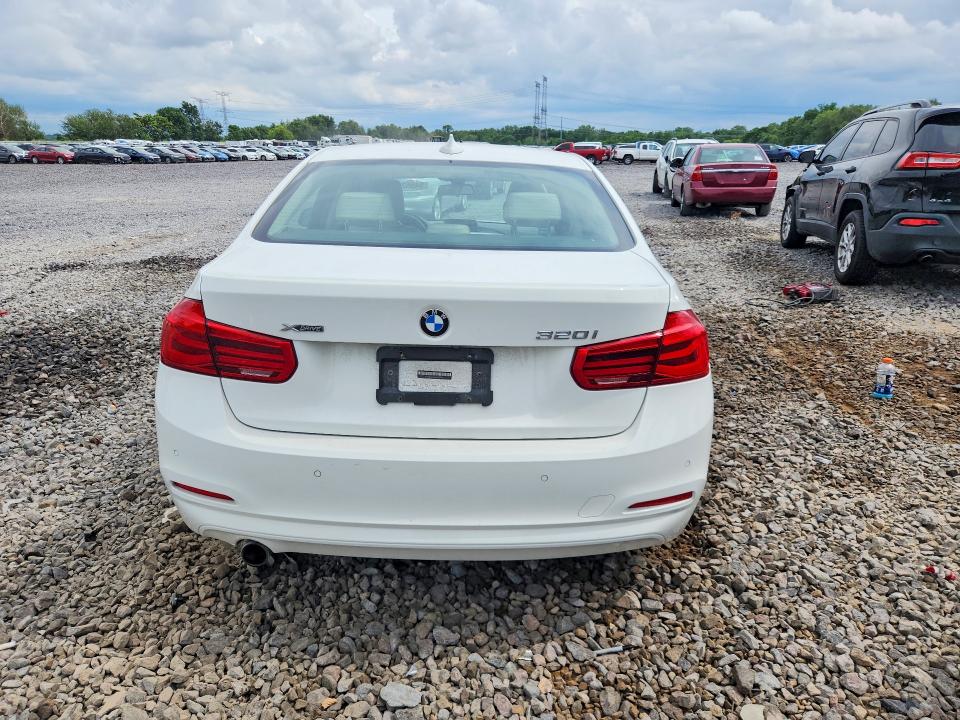 2017 BMW 3er VIN WBA8E5G3XHNU43897 COPART salvage auction — FRONT END, Il - Salvage Certificate, sold $2,700 on 2026-08-03 (photo 6)
