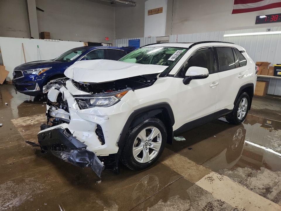 2019 Toyota Rav 4 VIN JTMP1RFV3KD517291 COPART salvage auction — FRONT END, Il - Salvage Certificate, sold $6,000 on 2026-07-28 (photo 1)