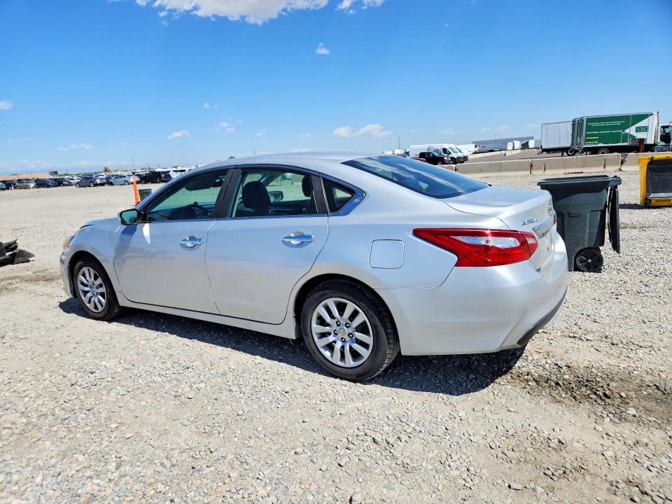 2017 Nissan Altima VIN 1N4AL3AP1HN365784 COPART salvage auction — FRONT END, Co - Dis/Dlr/Exp Only Clean Title, sold $1,572 on 2026-07-09 (photo 2)