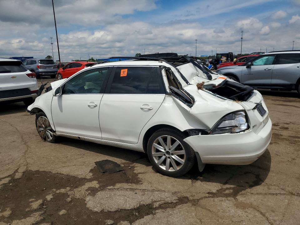 2012 Volkswagen VIN 3VWPL7AJ9CM686253 COPART salvage auction — ROLLOVER, MI - CERTIFICATE OF TITLE, sold $500 on 2026-07-02 (photo 2)