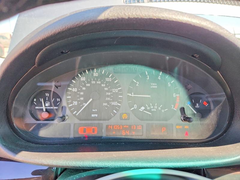 2002 BMW 3er VIN WBAEU33442PF71866 COPART salvage auction — SIDE, OR - SALVAGE TITLE CERTIFICATE, sold $575 on 2026-07-07 (photo 9)